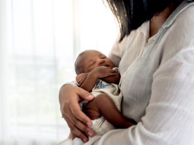 mom-with-newborn-first-48-hours